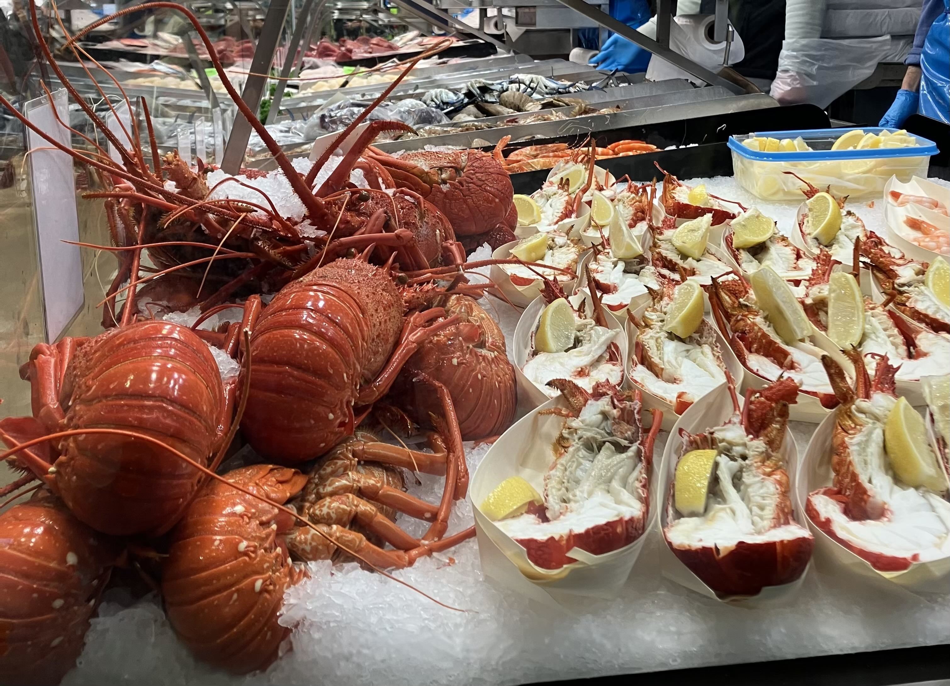 AU Melbourne Queen Victoria Markets Fresh Seafood Travel Essence