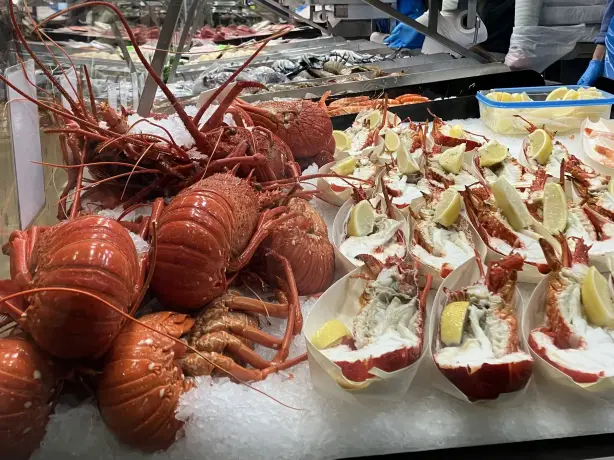 AU Melbourne Queen Victoria Markets Fresh Seafood Travel Essence