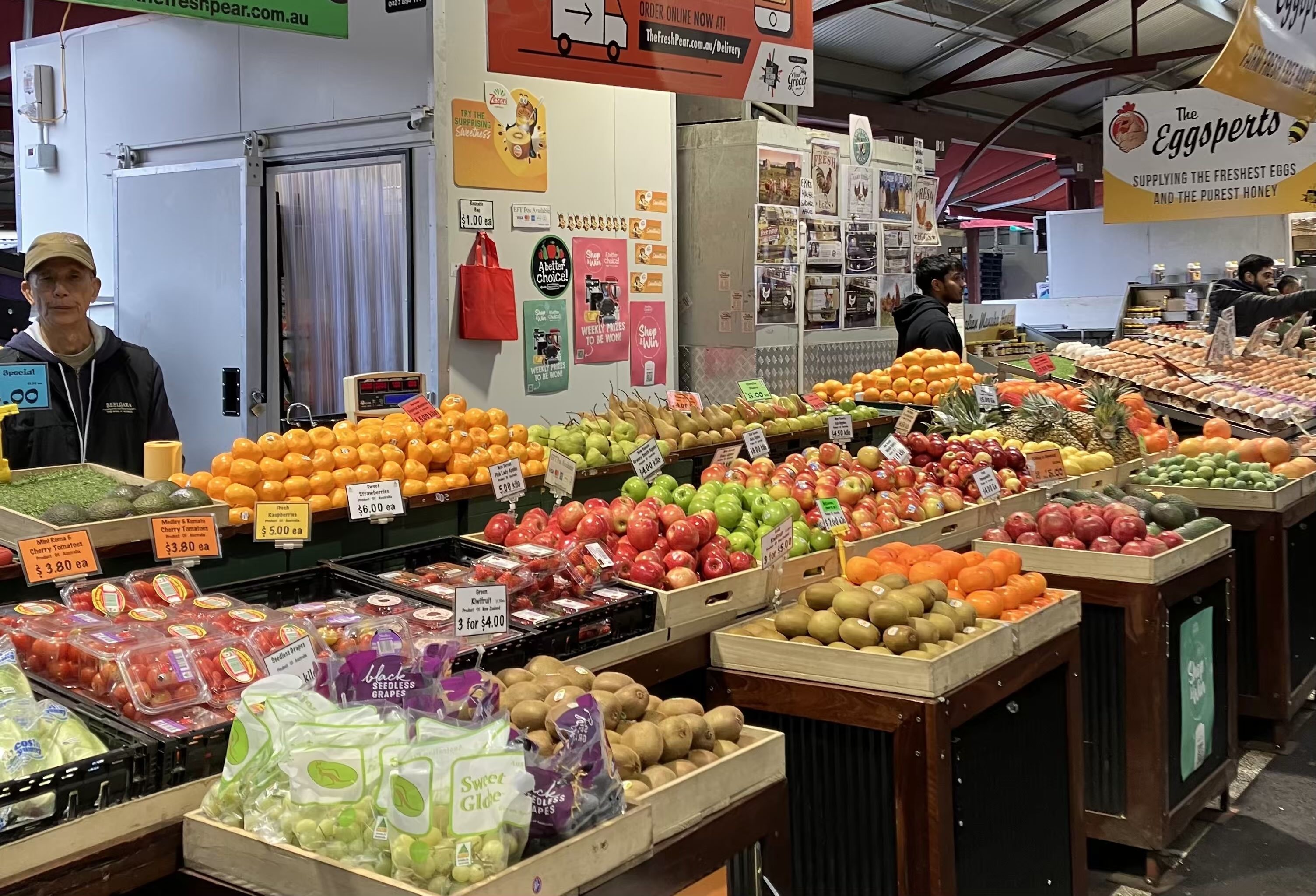 AU Melbourne Queen Victoria Markets Fruit Travel Essence