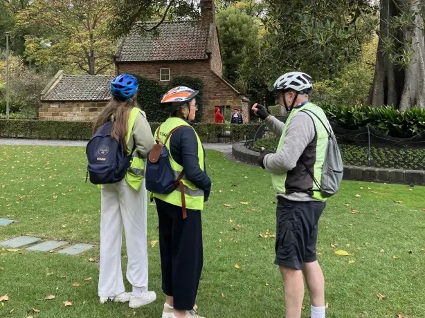 AU Melbourne by Bike Cooks Cottage Travel Essence