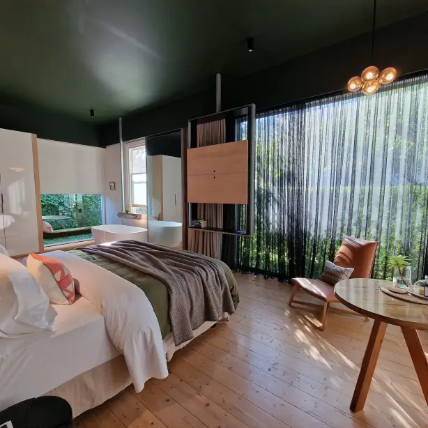 AUS_VIC_Great_Ocean_Road_Drift_House_Room