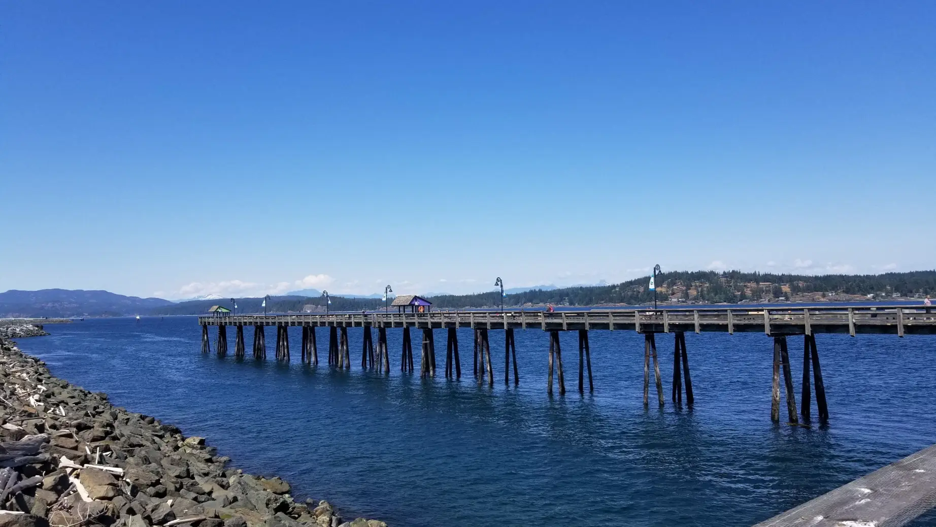CA BC Vancouver Island Campbell River pier xavier barbot unsplash