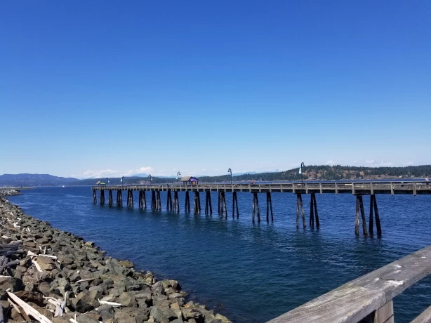 CA BC Vancouver Island Campbell River pier xavier barbot unsplash