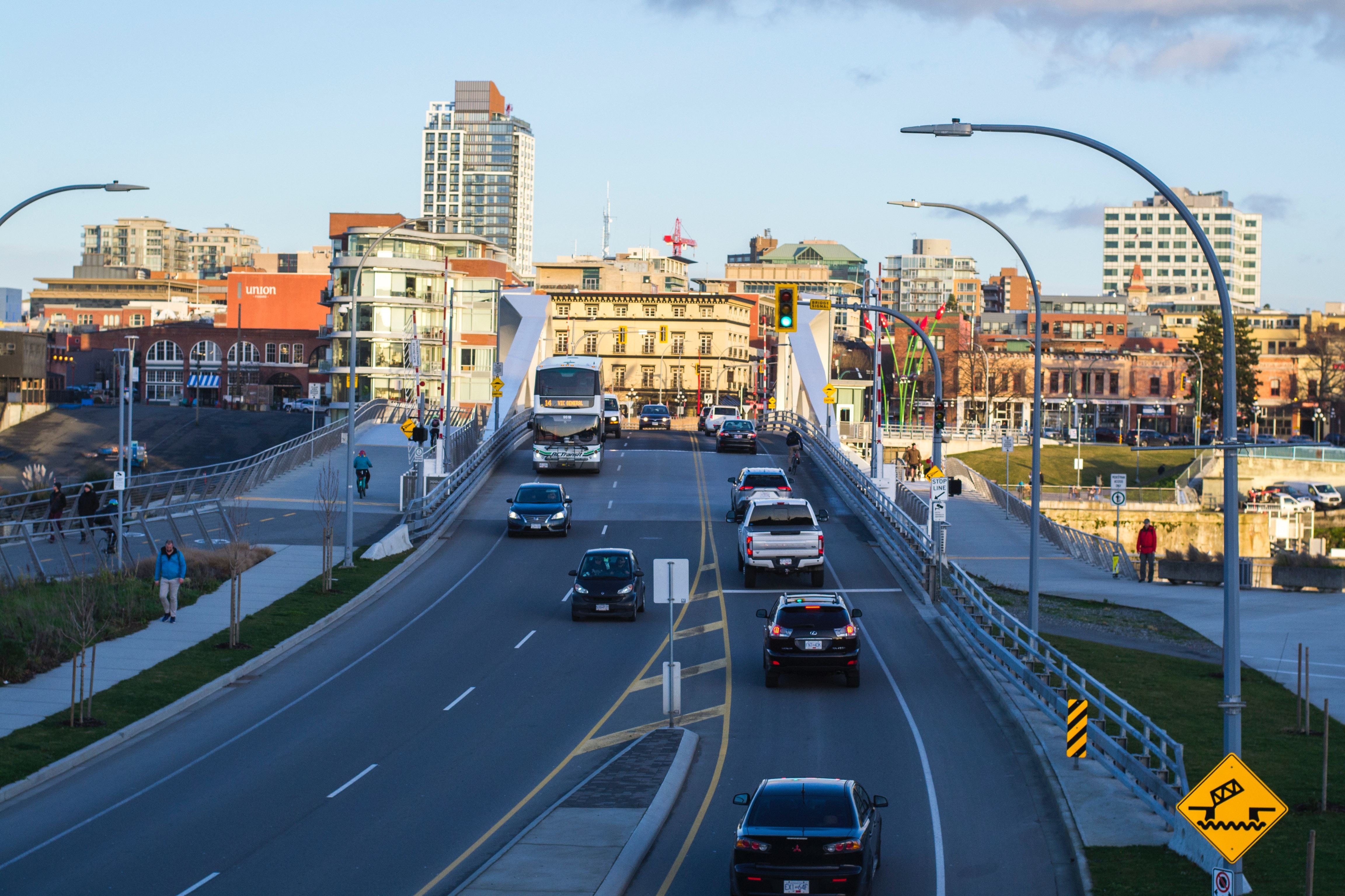 CA BC Vancouver Island Victoria city street reid naaykens unsplash