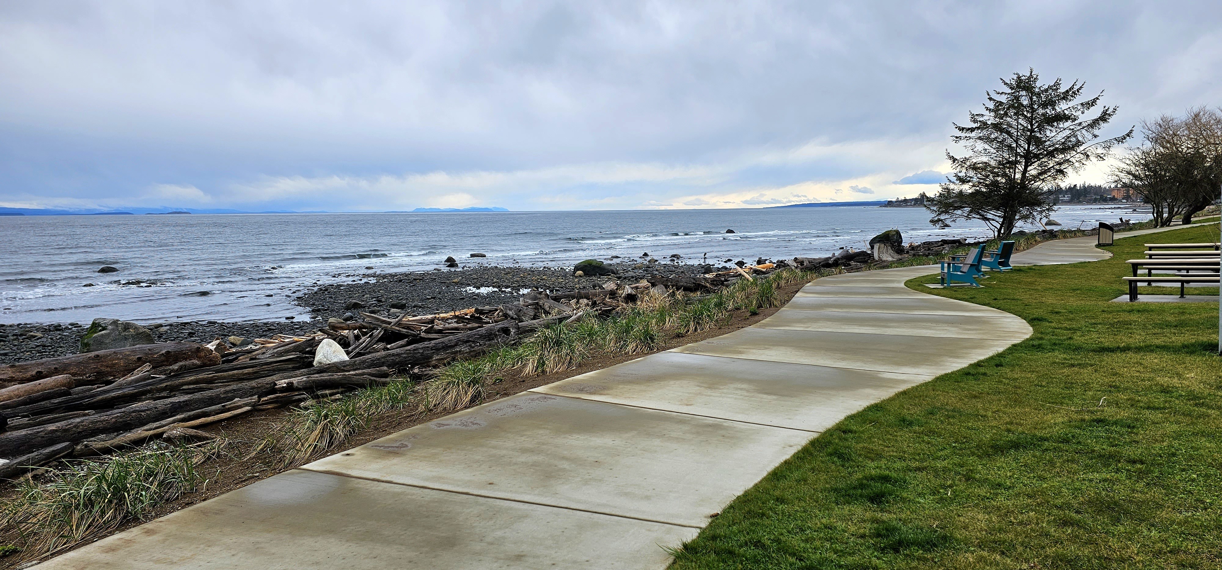 CA British Columbia Campbell River waterfront walk