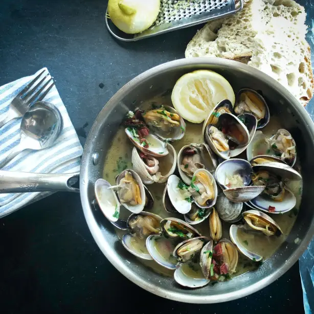 CA British Columbia Victoria seafood cuisine adrien sala unsplash