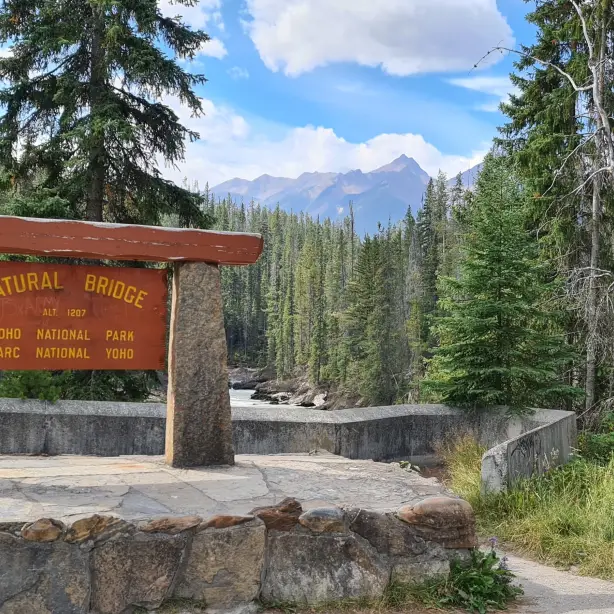 CA Yoho National Park natural bridge sign