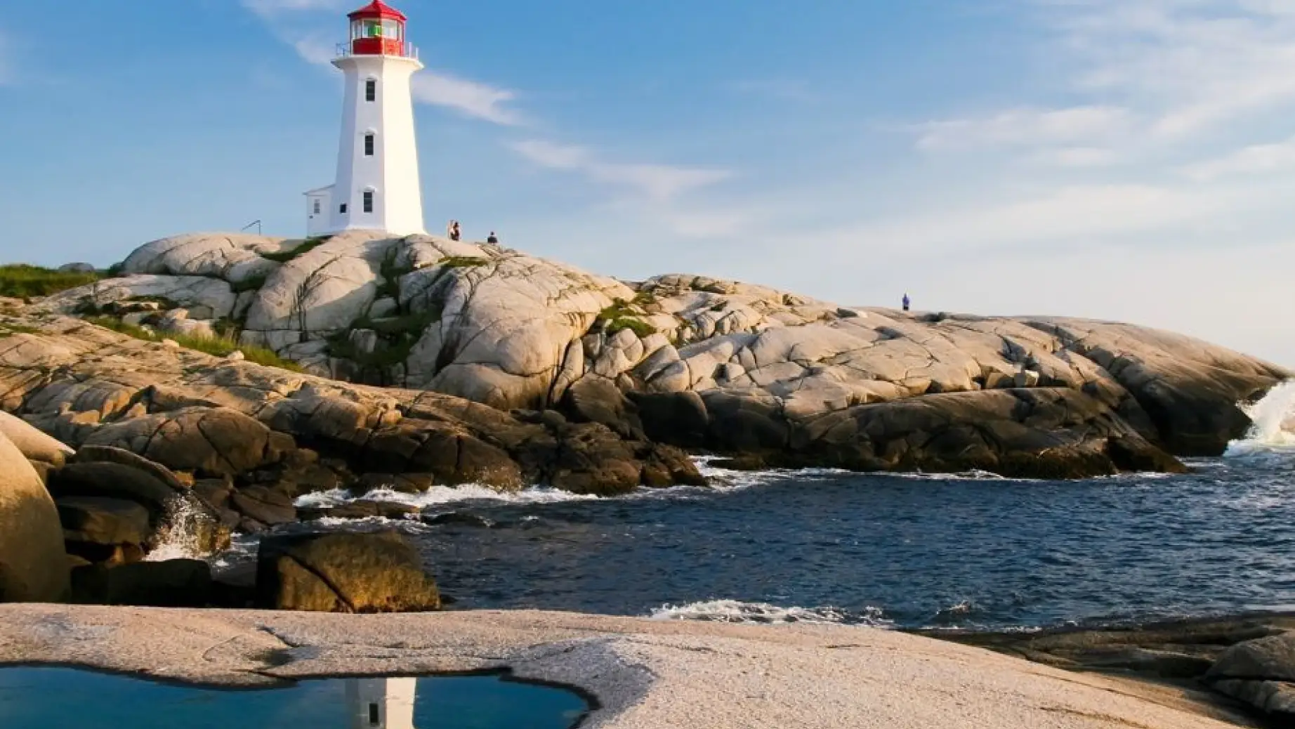 LA CAN destination East Canada light house