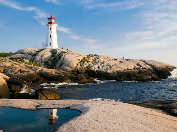 LA CAN destination East Canada light house