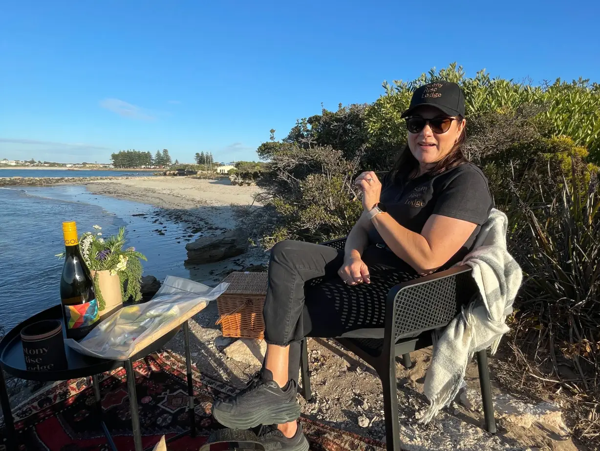 Limestone Coast Stony Rise Lodge Panorama guests