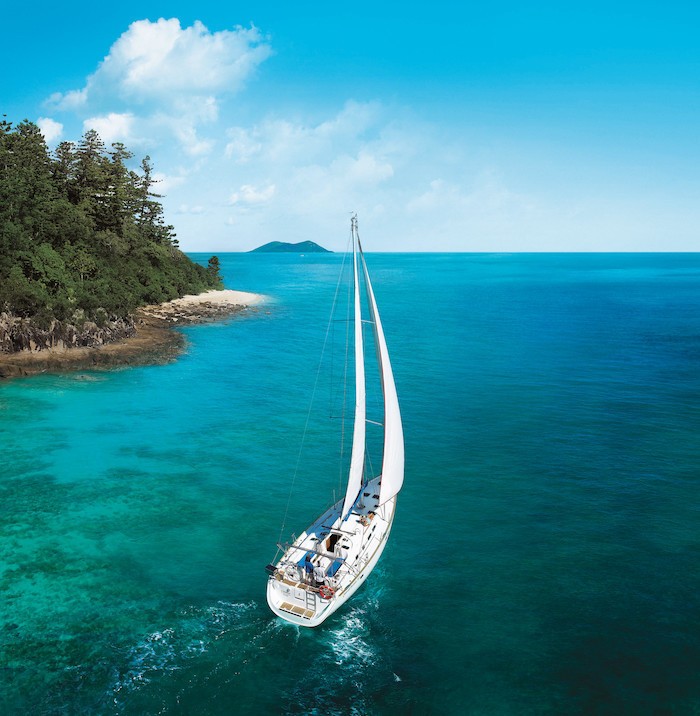 Sailing Whitsunday Islands HR