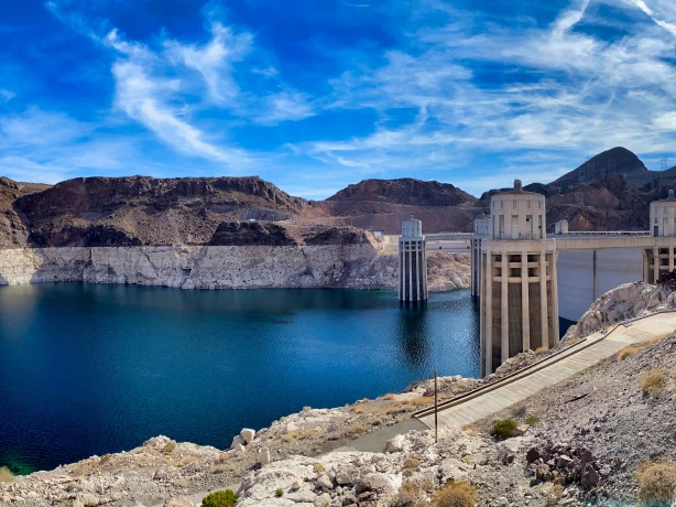 US Nevada Hoover Dam water boat ryan thorpe unsplash
