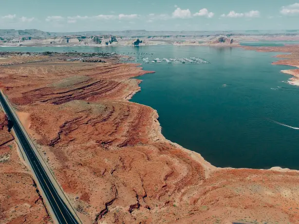US Arizona Utah Lake Powell road aerial view olivier chatel unsplash