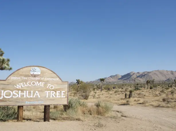 US California Joshua Tree NP entrance sign