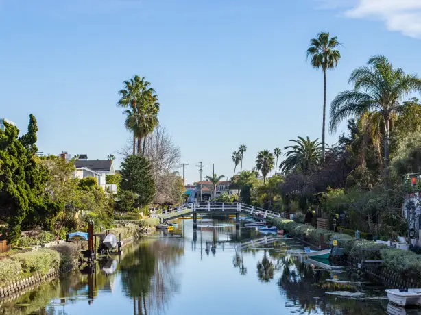 US California LA Venice Beach canal igor Dg unsplash