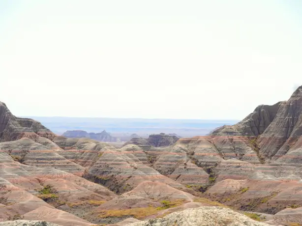 US South Dakota Badlands national park rach pradhan unsplash