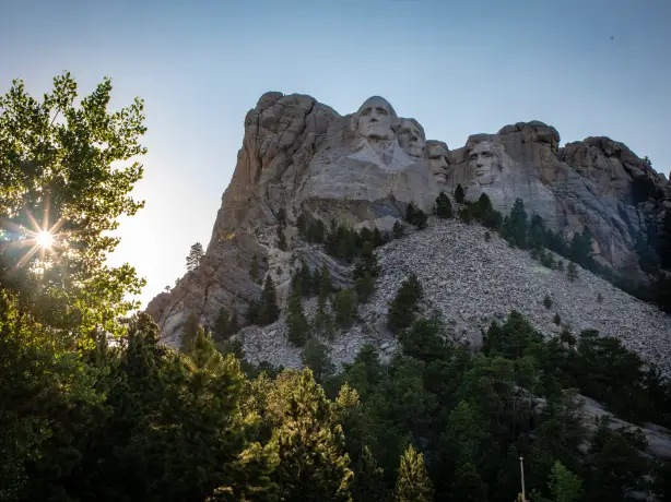 US South Dakota Mount Rushmore summer sun mick haupt unsplash