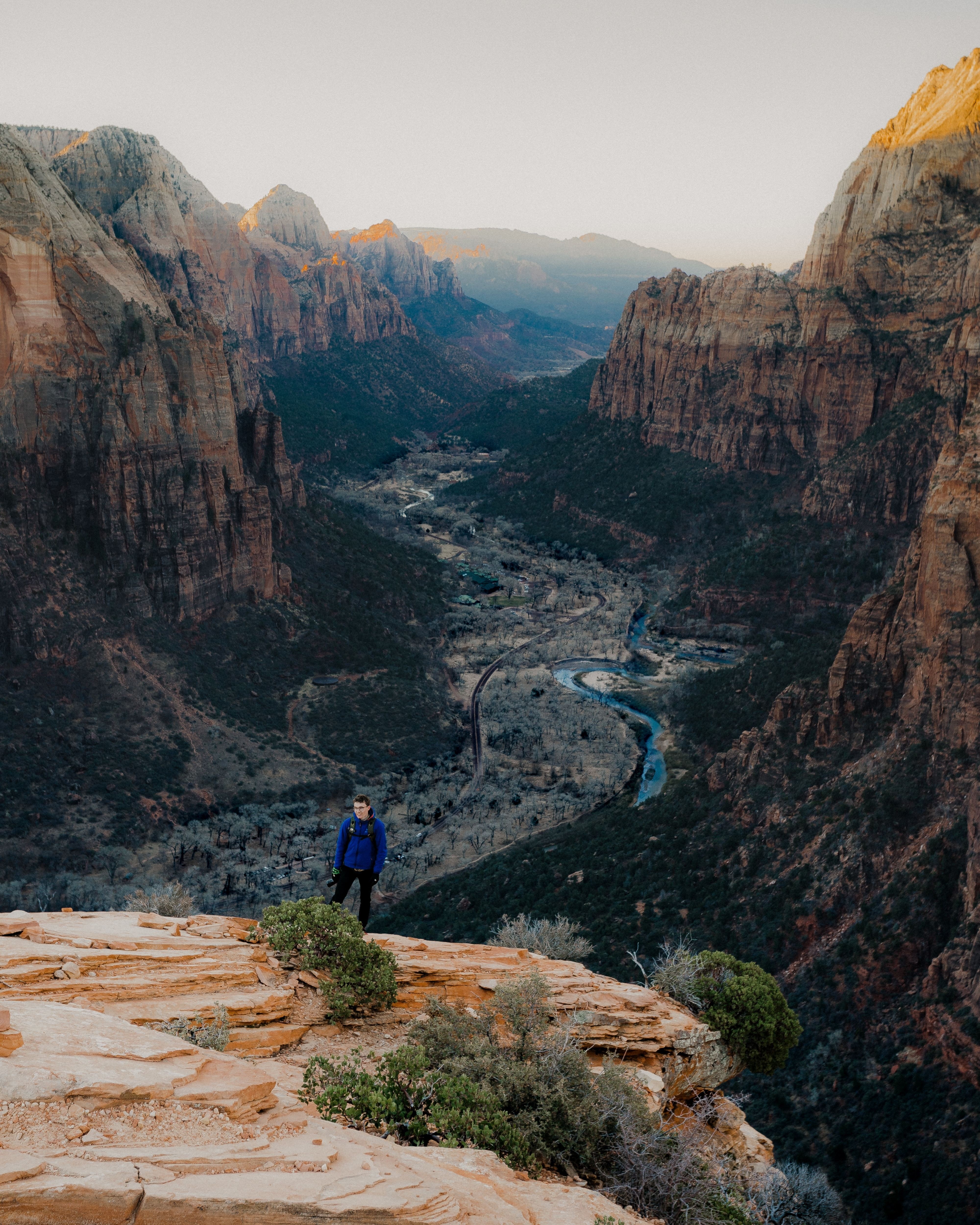 US Utah Zion NP angels landing trail unsplash