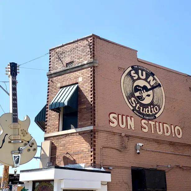 Die Fassade des Sun Studios in Memphis, Tennessee, USA
