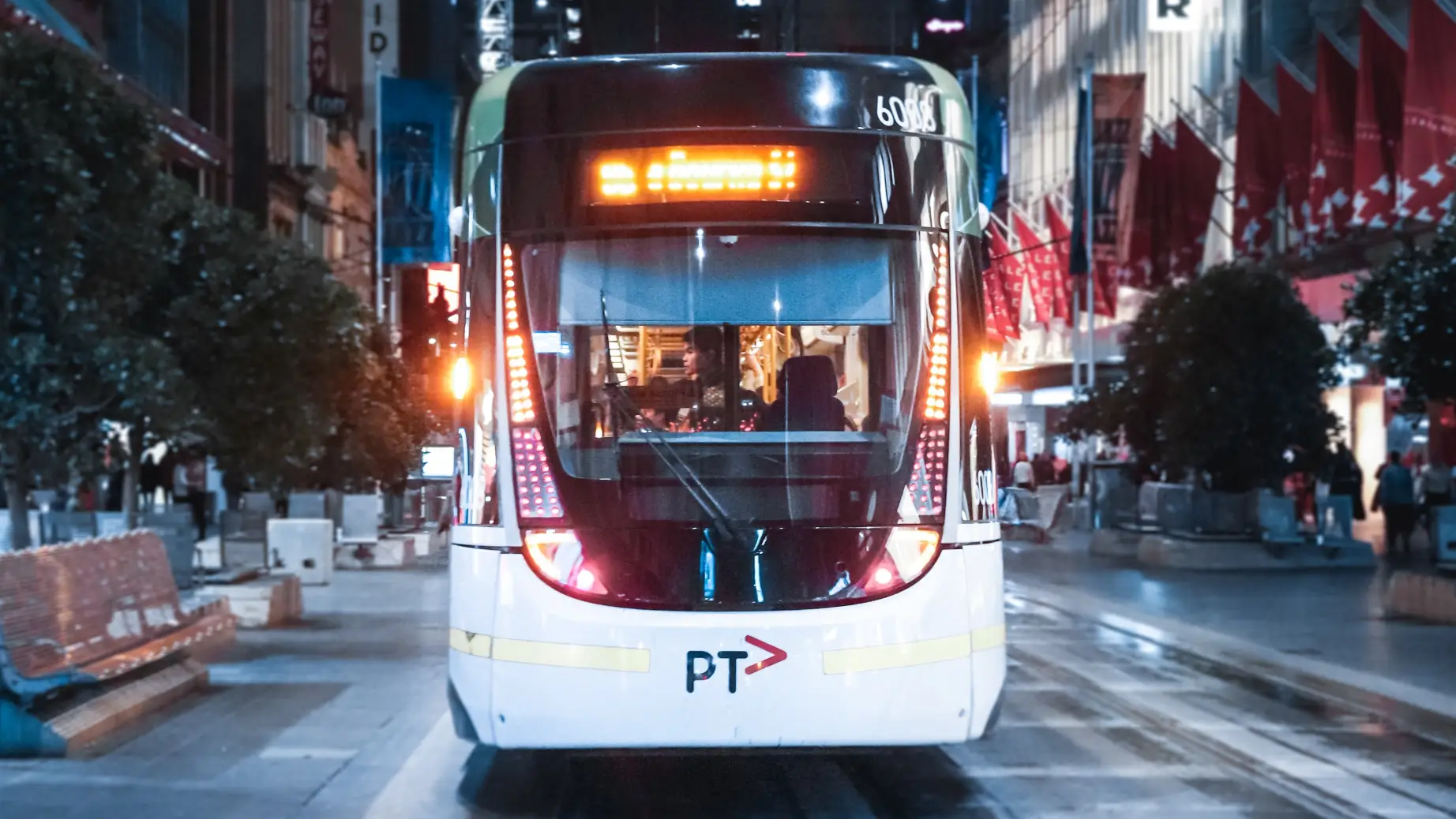 aus-vic-melbourne-tram-public-transport.jpg