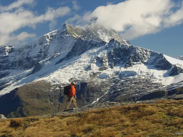 L352 Mount Aspiring Lake Wanaka Small World Productions