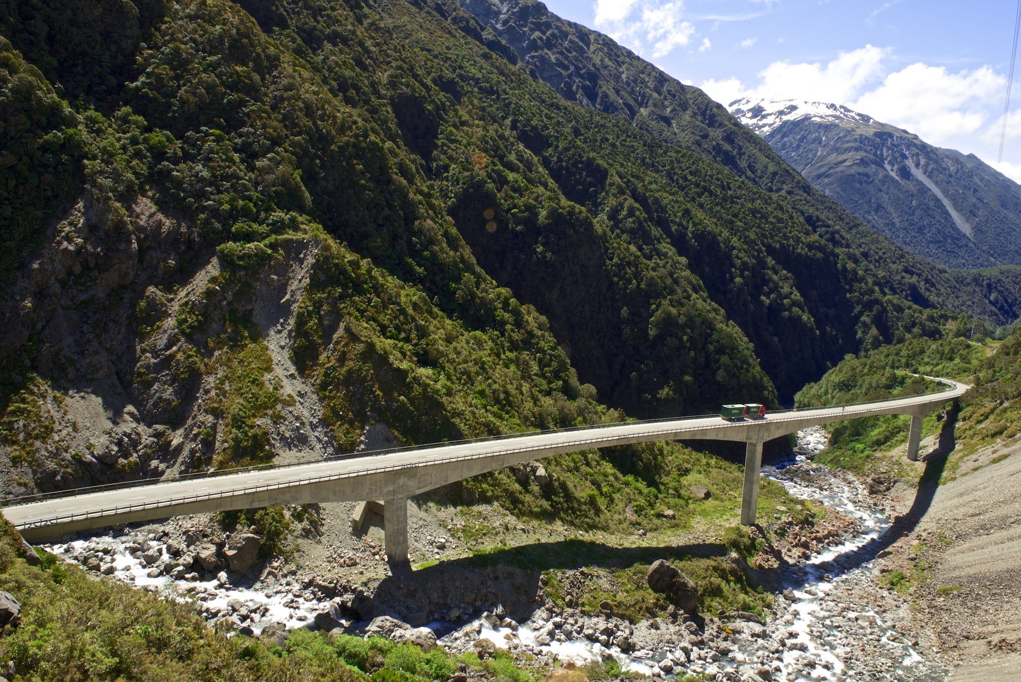 Newzealand south arthurs pass bridge