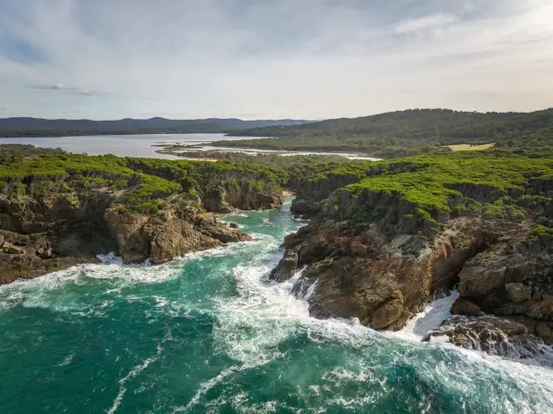 Australia nsw merimbula sapphire coast tathra Credit Destination NSW