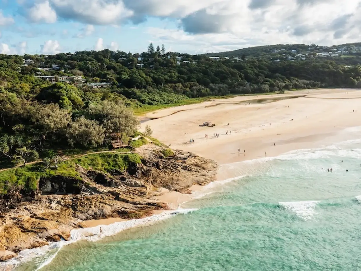 Aus qld redlands coast north stradbroke island minjerribah kiff and culture tour beach