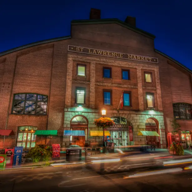 Can toronto food hall st lawrence market