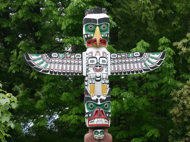 Can vancouver stanley park totem poles