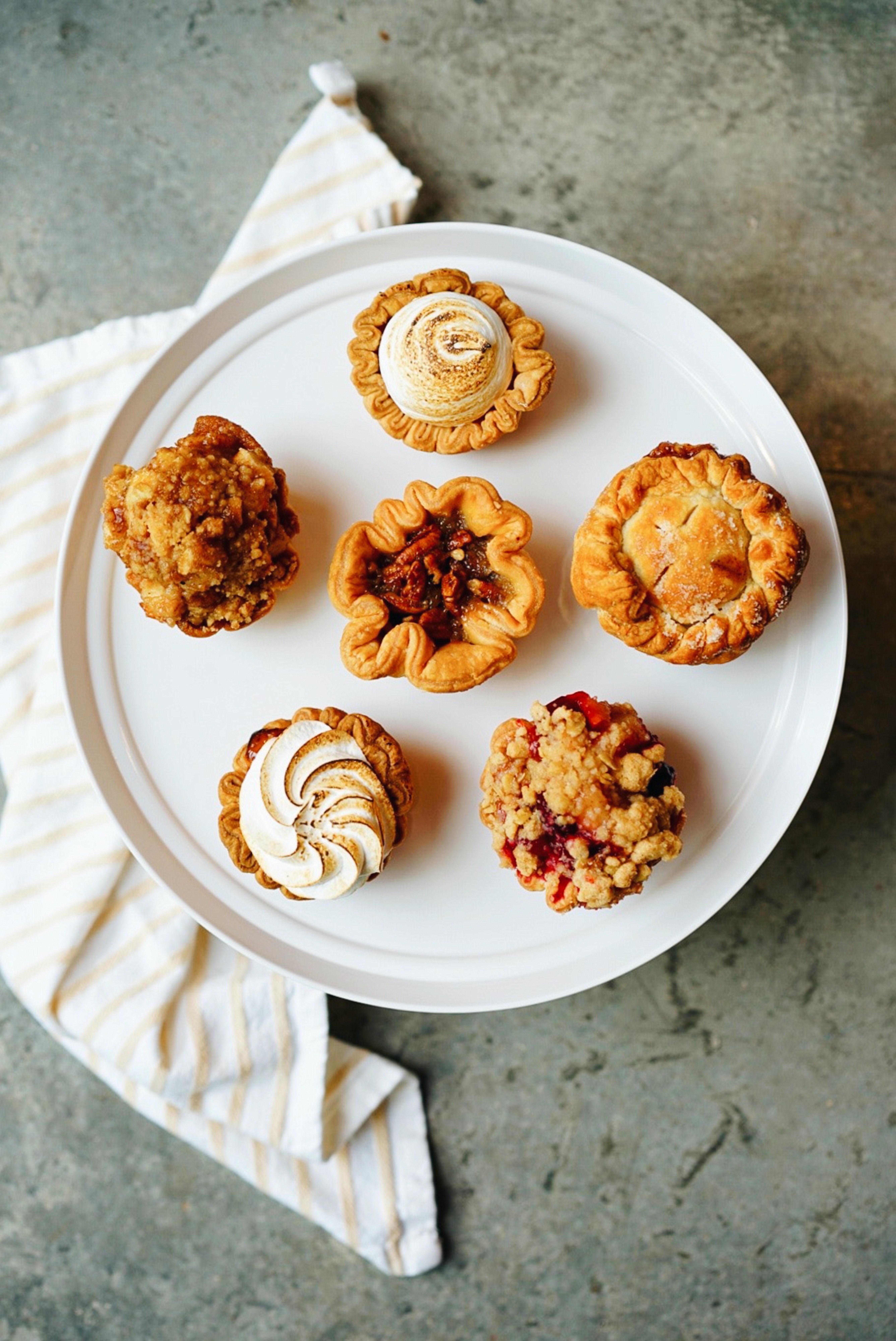 canada-food-butter-tart-pecan-dessert