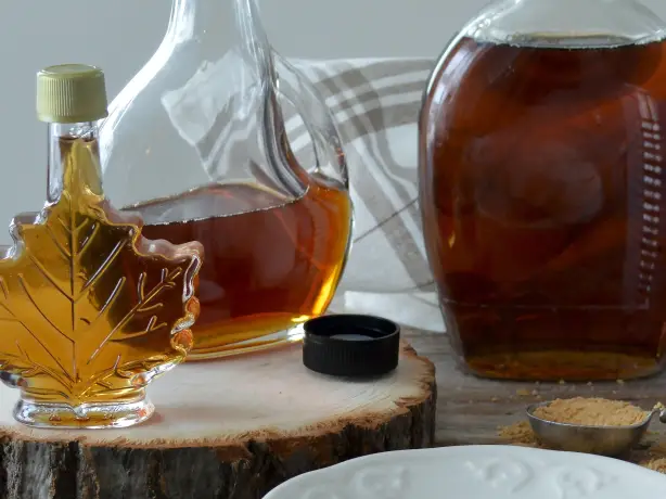 canada-food-maple-syrup-bottles