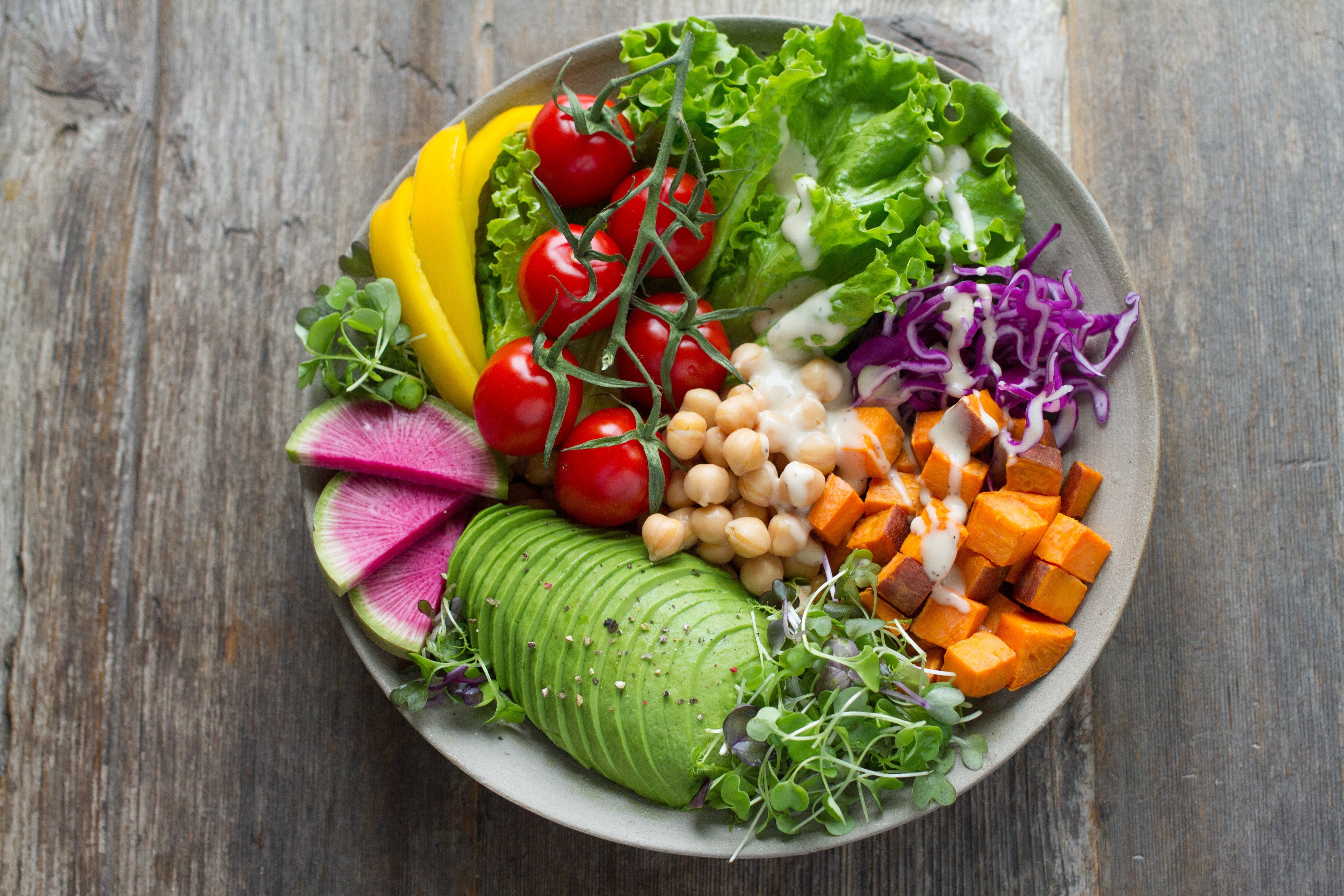 canada-food-vegan-vegetarian-salad