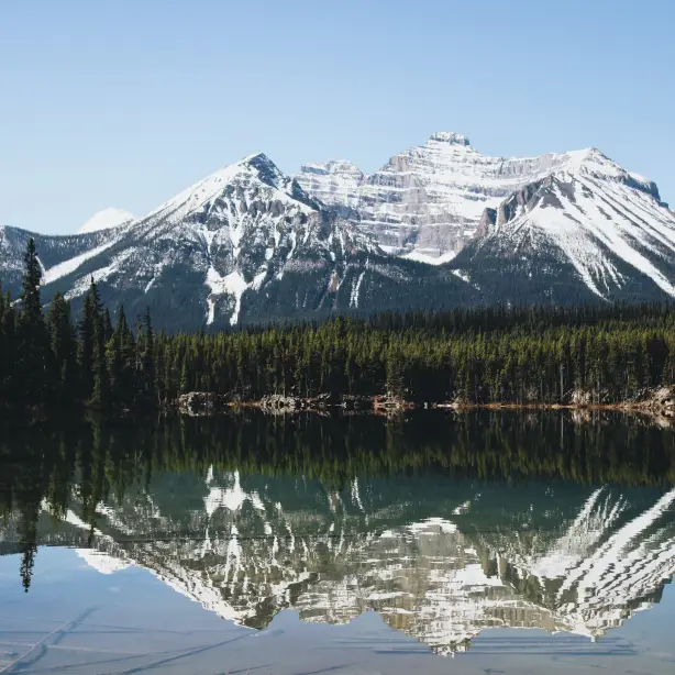 Canada icefields parkway waterfowl lake reflection mountain isabella juskova