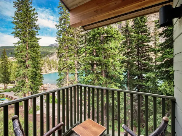 can-lake louise - 5670 Moraine Lake Lodge - balcony_view