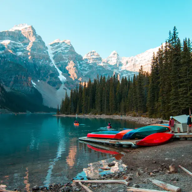 Banff lake kayak