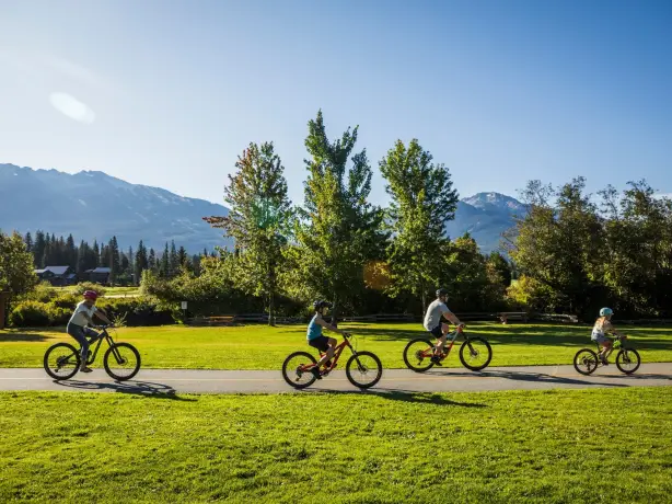 ca_family_whistler_biking_spring_summer