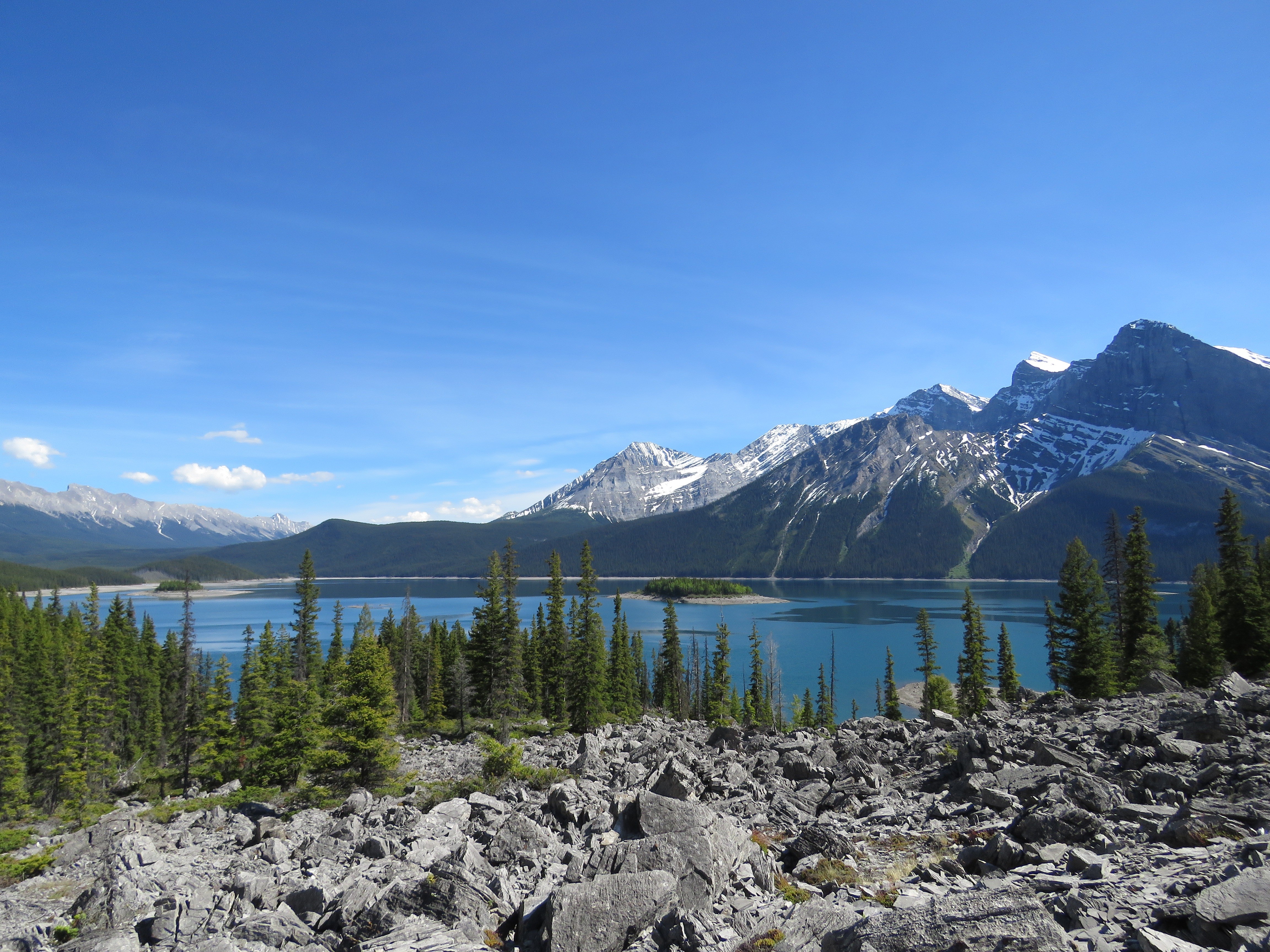 Pix upper kananaskis lake 1440134 Akiroq Brost alberta