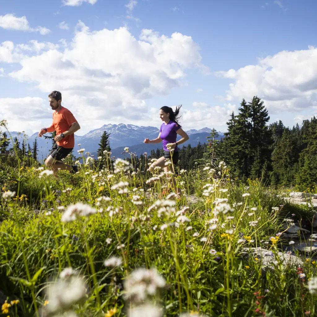 ca_couples_active_whistler_hike_jog