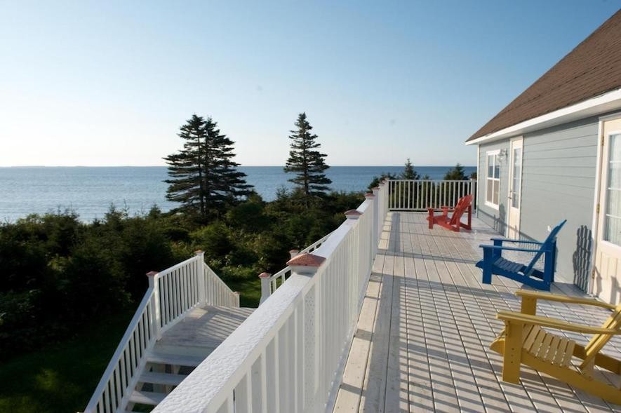 5918 Seawind Landing deck