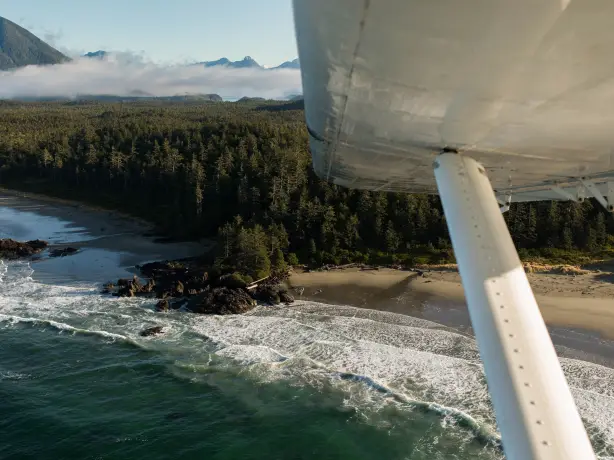 ca-tofino-fly from Tofino to hot springs