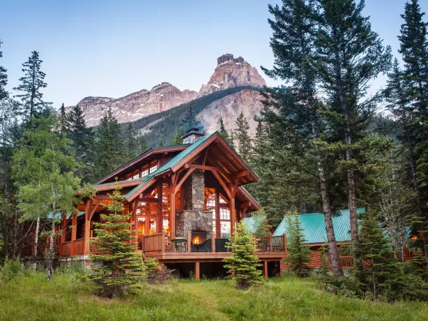 Accommodation at Cathedral Mountain Canada