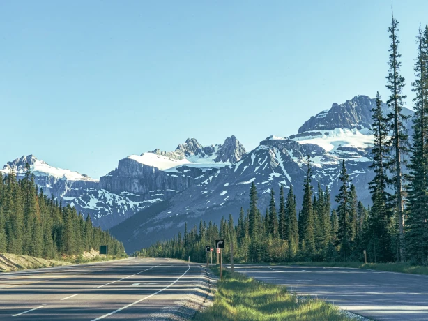 Canada Columbia Icefield mountain view
