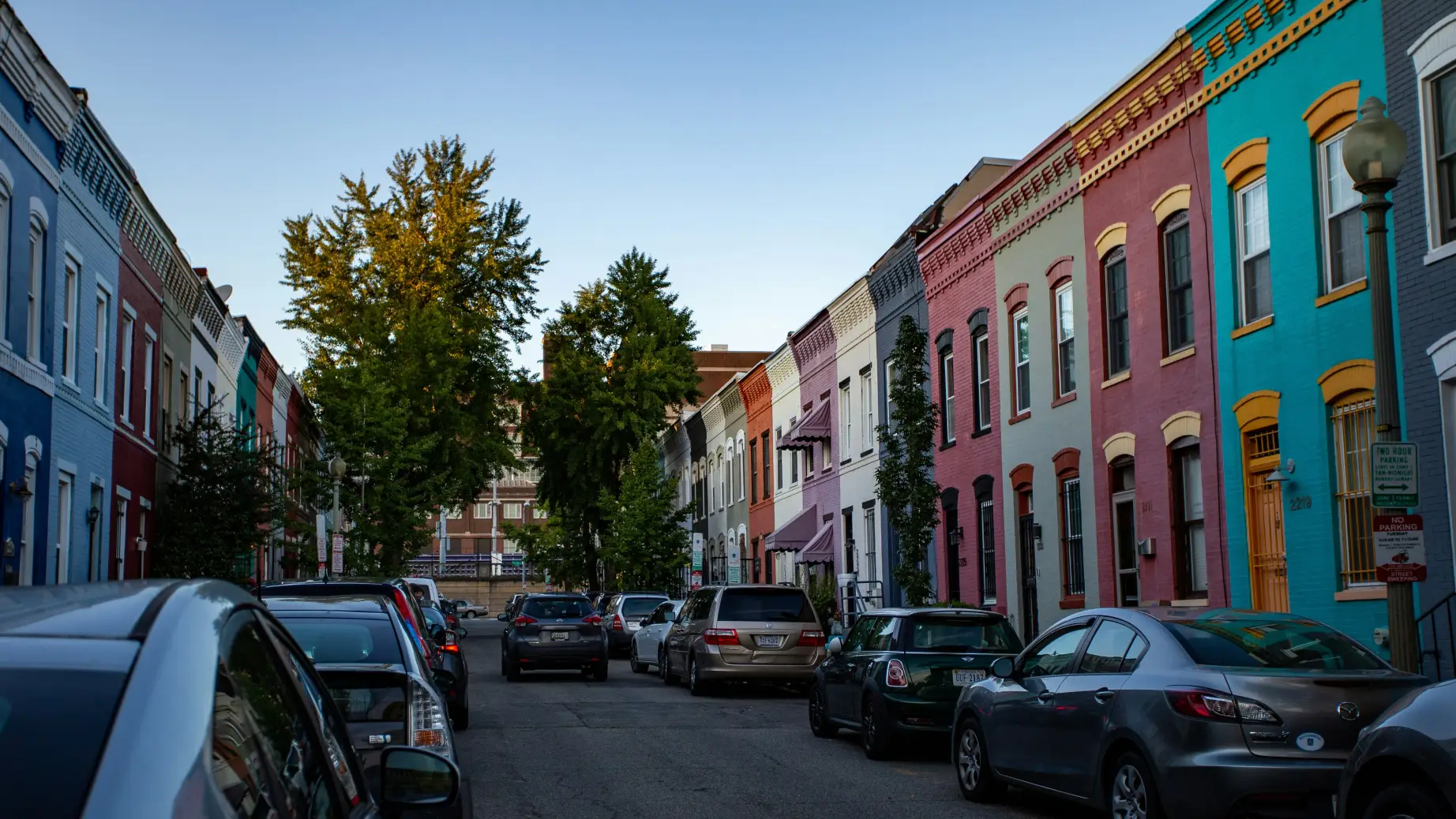 DC neighbourhood