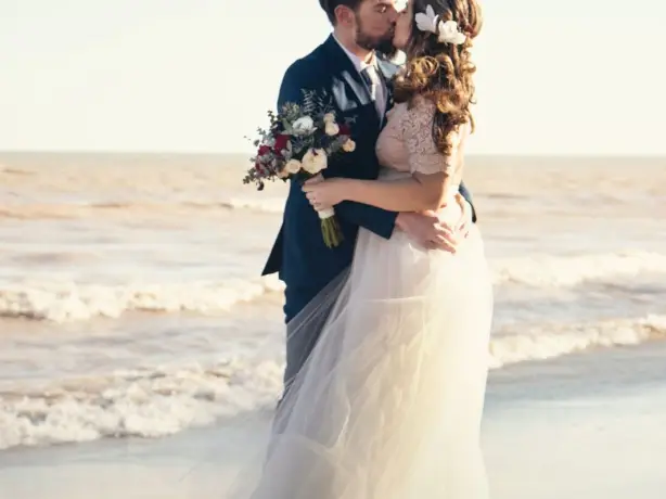 Us hawaii wedding beach unsplash