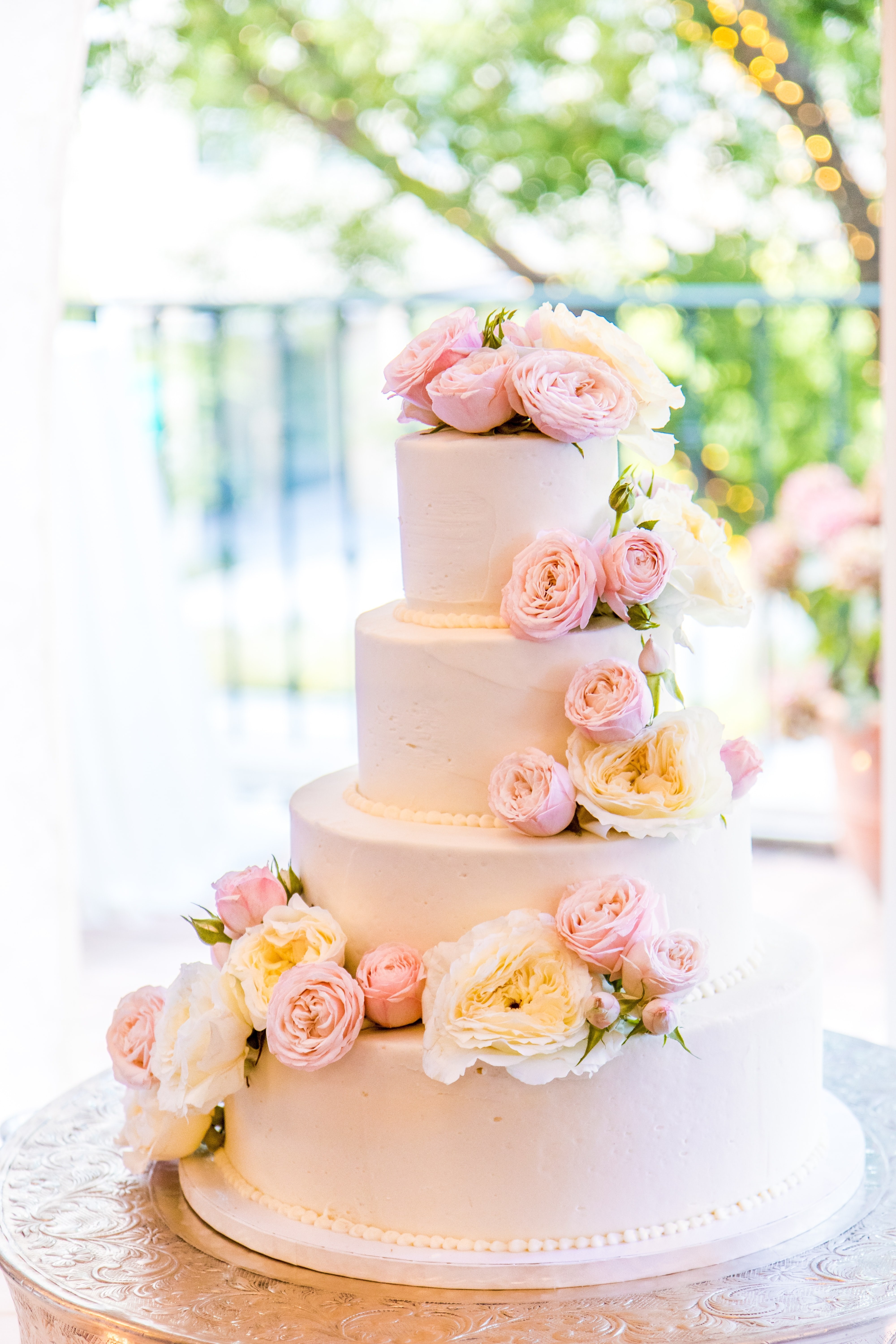 Us hawaii wedding cake unsplash