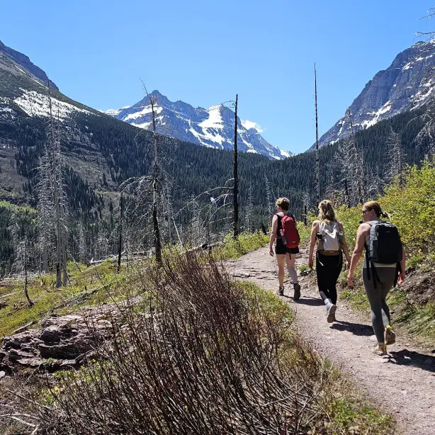 US Montana Glacier National park hiking