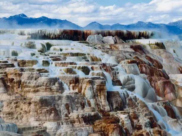 Unitedstates yellowstone hotsprings unsplash