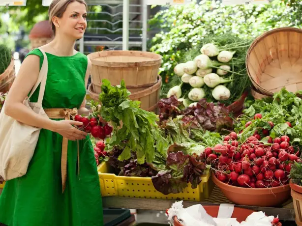 US Oregon Portland farmers market