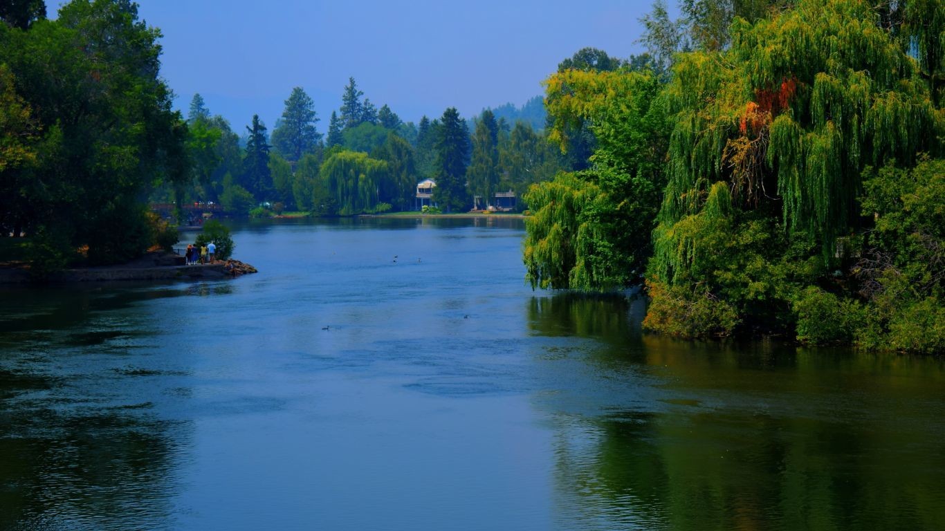 US Oregon Bend Deschutes River